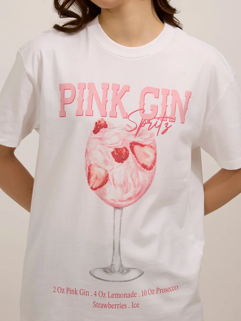 OUTZIDR White Oversized Graphic T-Shirt